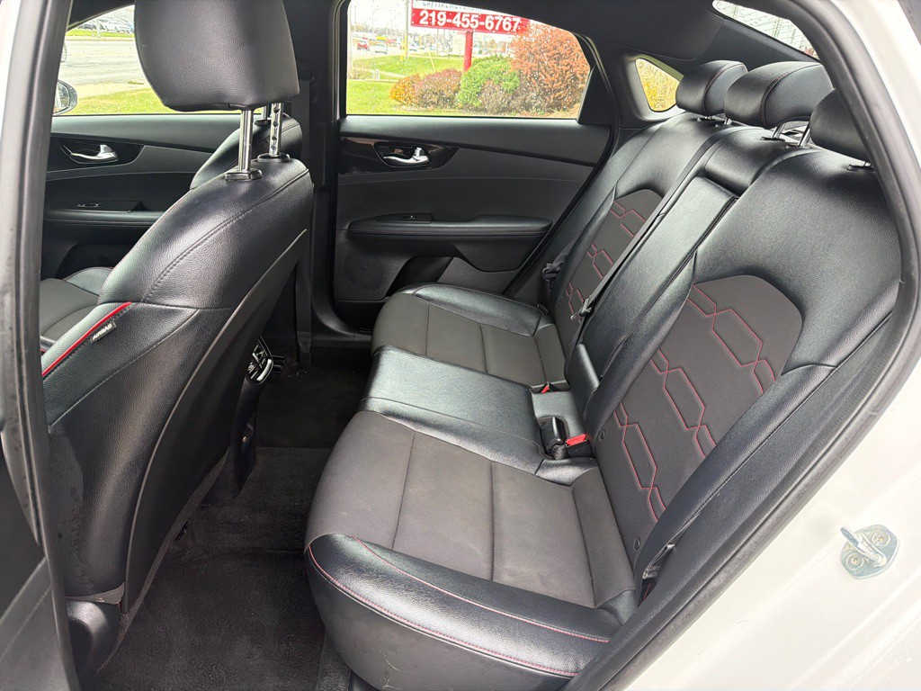 2022 Kia Forte Image 15