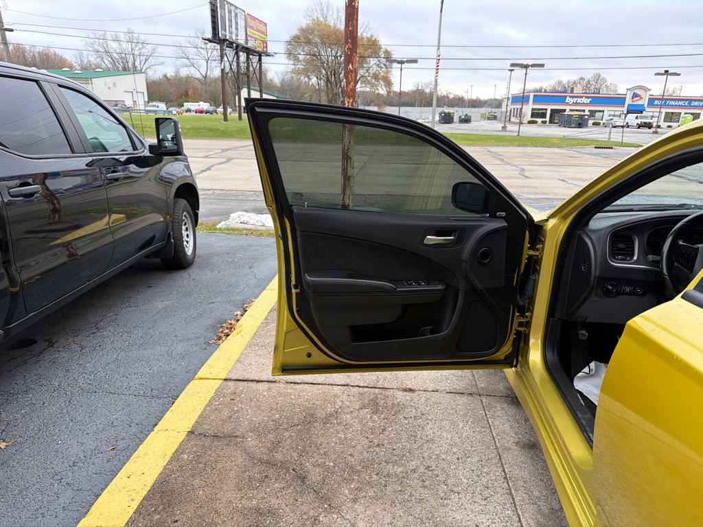 2021 Dodge Charger Image 7