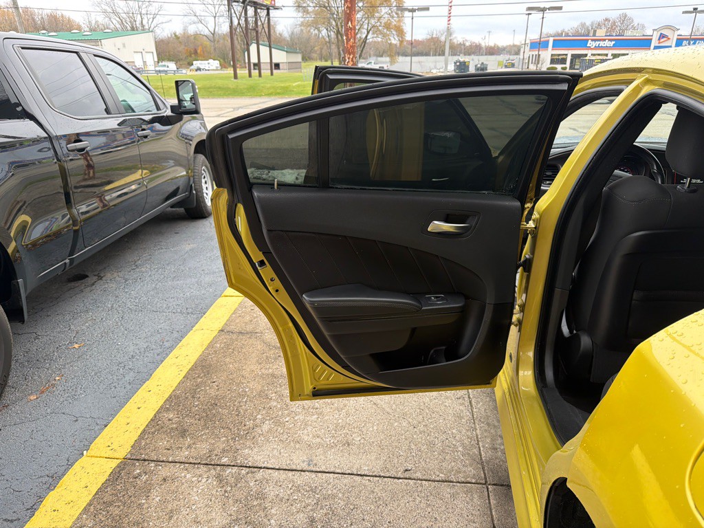 2021 Dodge Charger Image 14