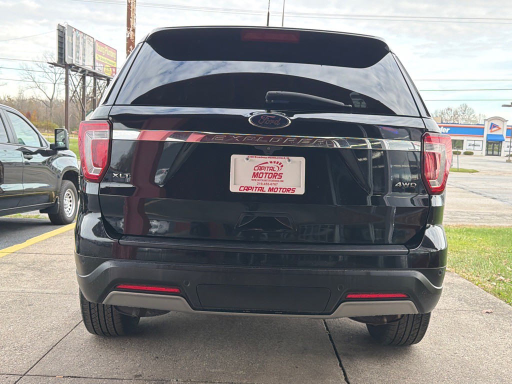 2019 Ford Explorer Image 3