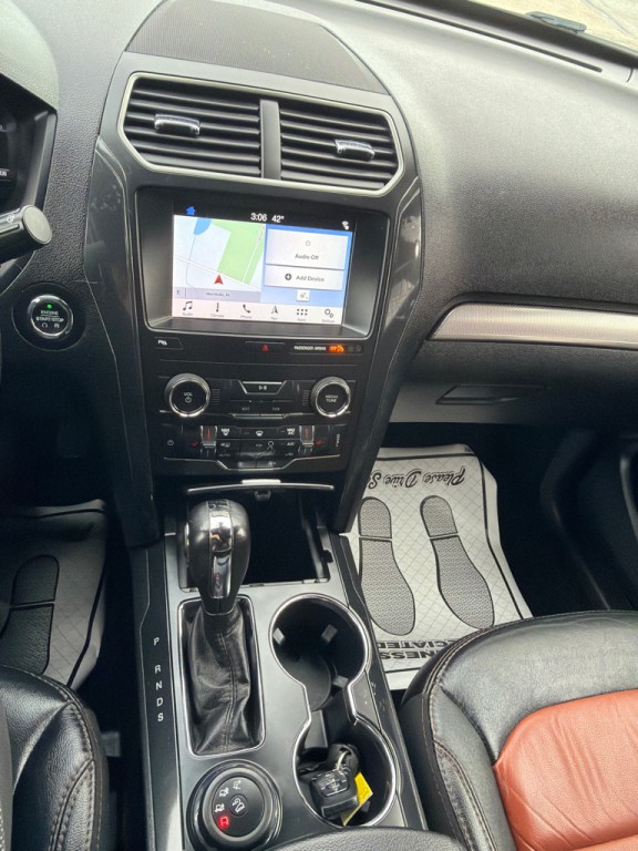 2019 Ford Explorer Image 13