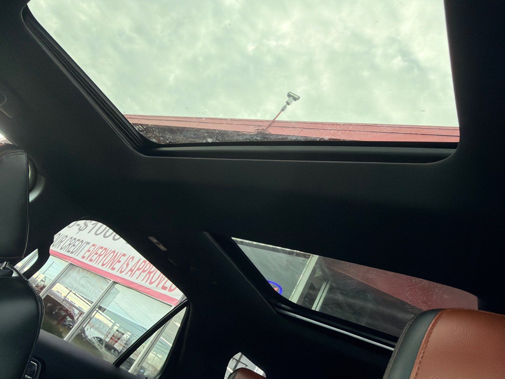 2019 Ford Explorer Image 15