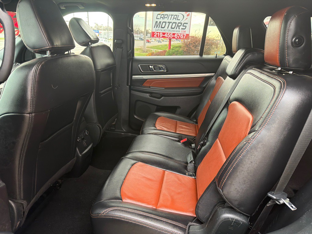 2019 Ford Explorer Image 17