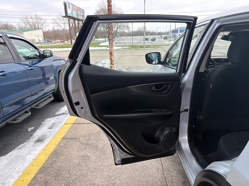 2021 Nissan Rogue Image 14