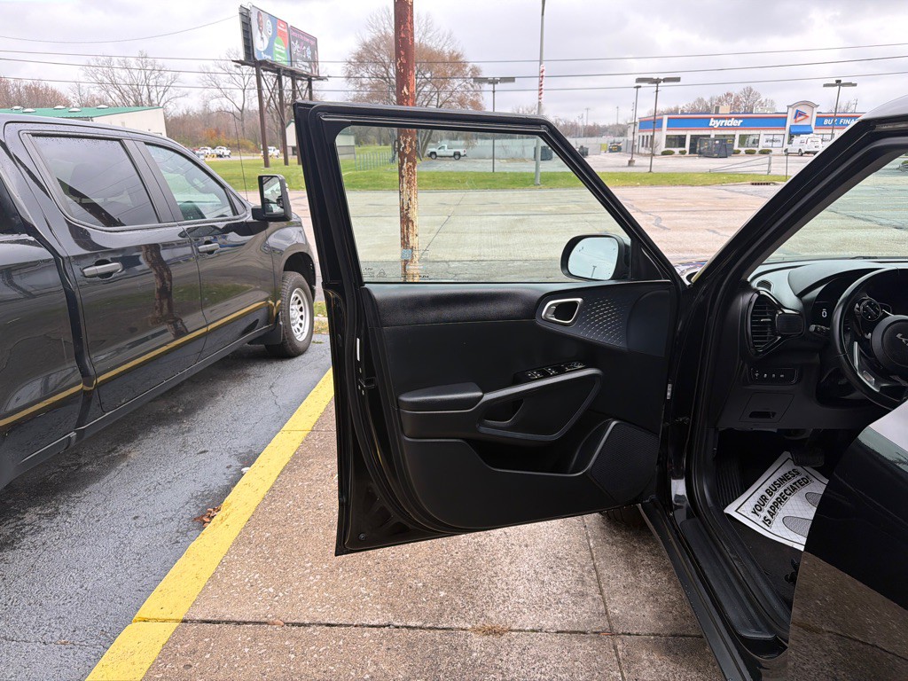 2023 Kia Soul Image 8