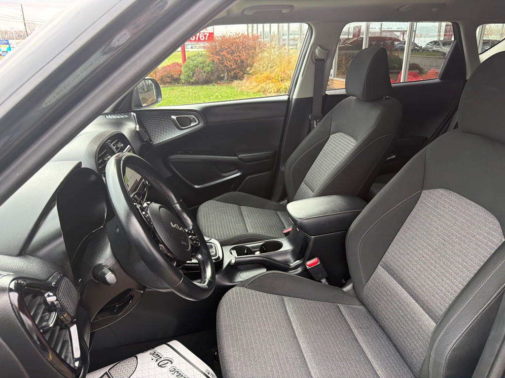 2023 Kia Soul Image 10