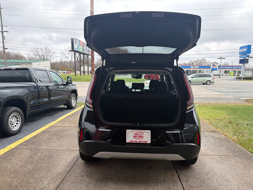 2023 Kia Soul Image 17