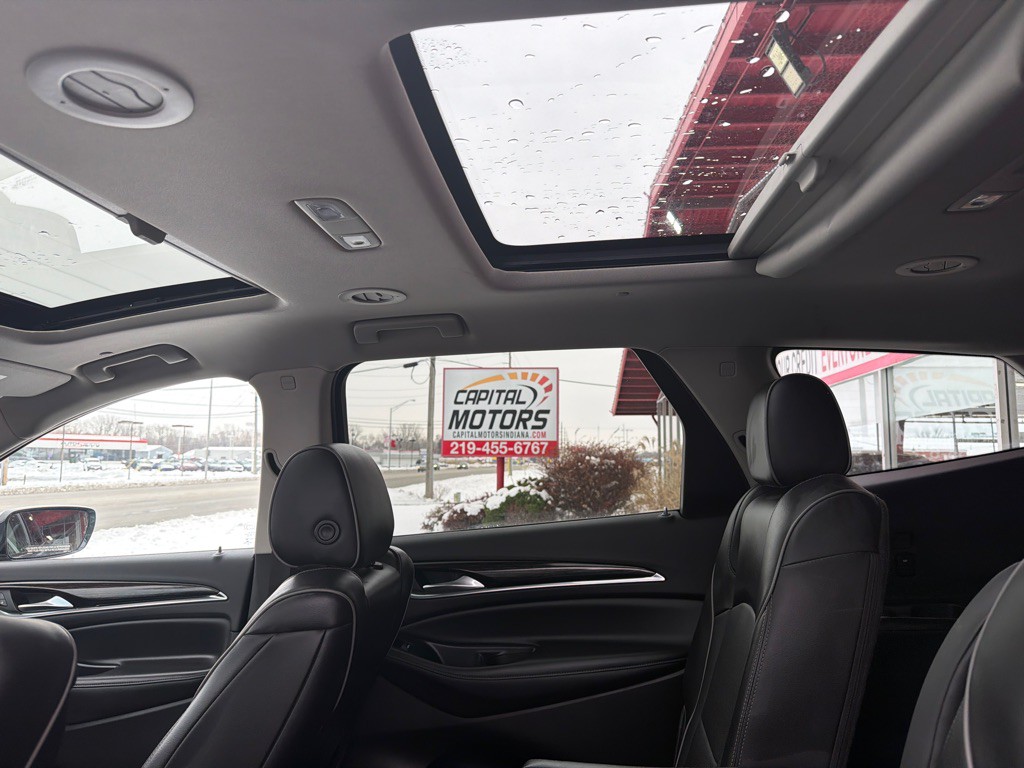 2021 Buick Enclave Image 17