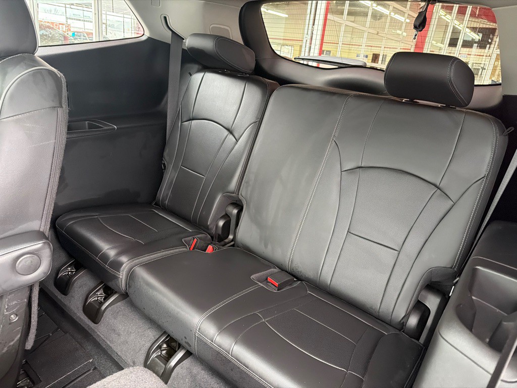 2021 Buick Enclave Image 18