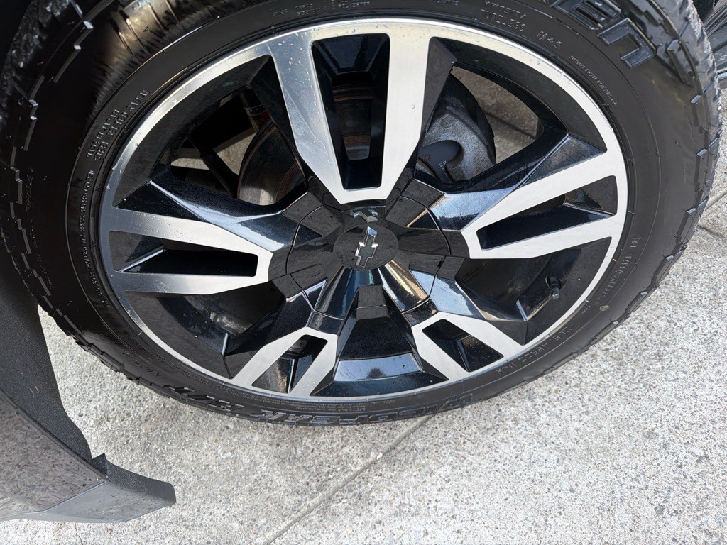 2019 Chevrolet Tahoe Image 9