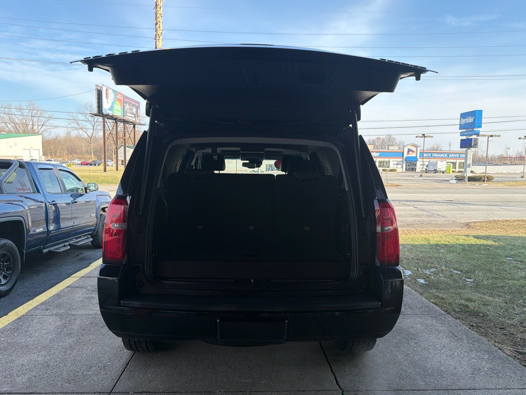 2019 Chevrolet Tahoe Image 16