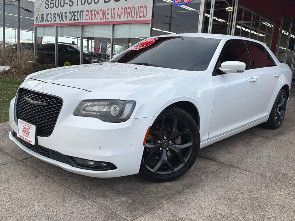 2021 Chrysler 300 Image 1