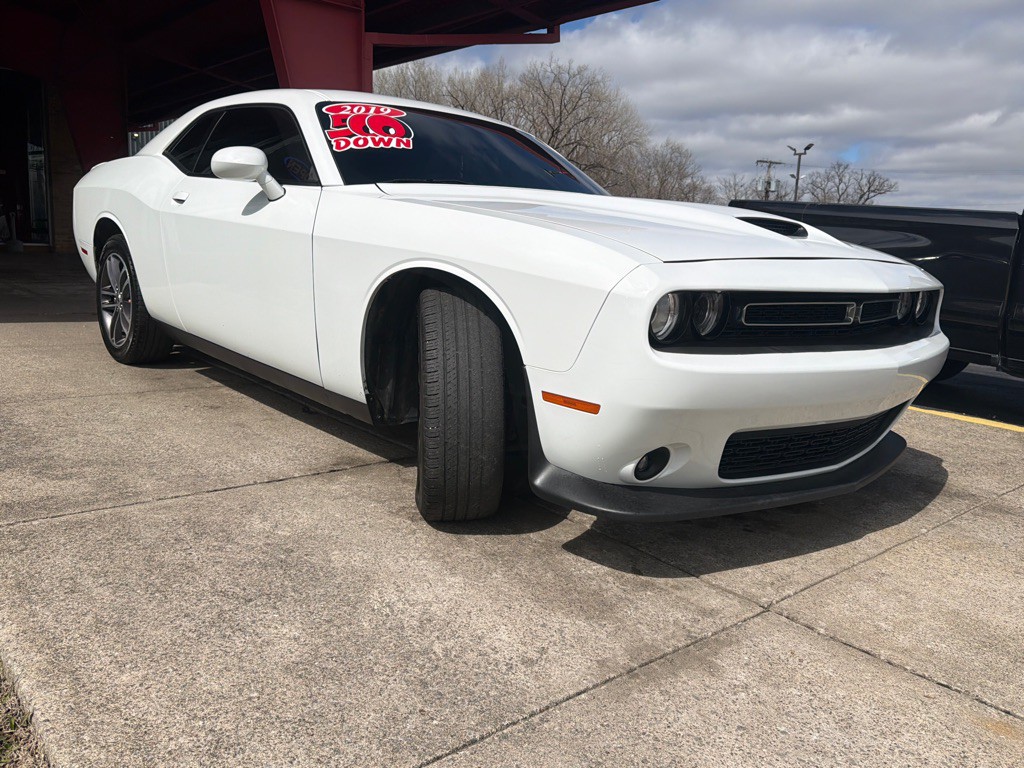 2019 Dodge Challenger Image 5