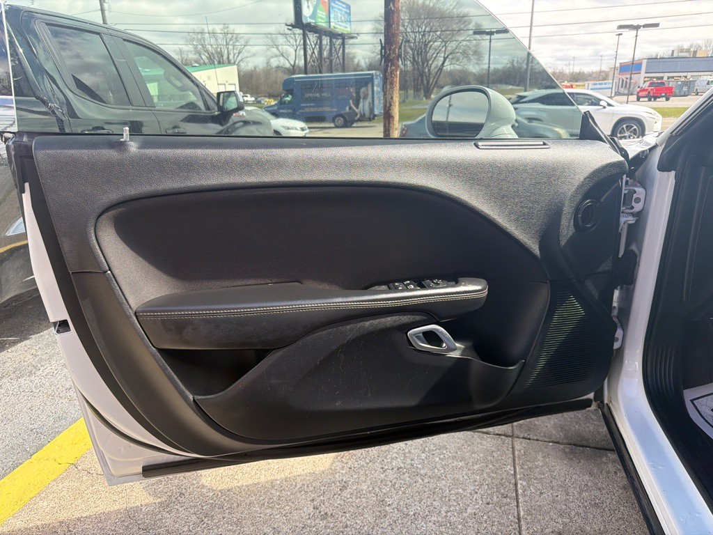2019 Dodge Challenger Image 7