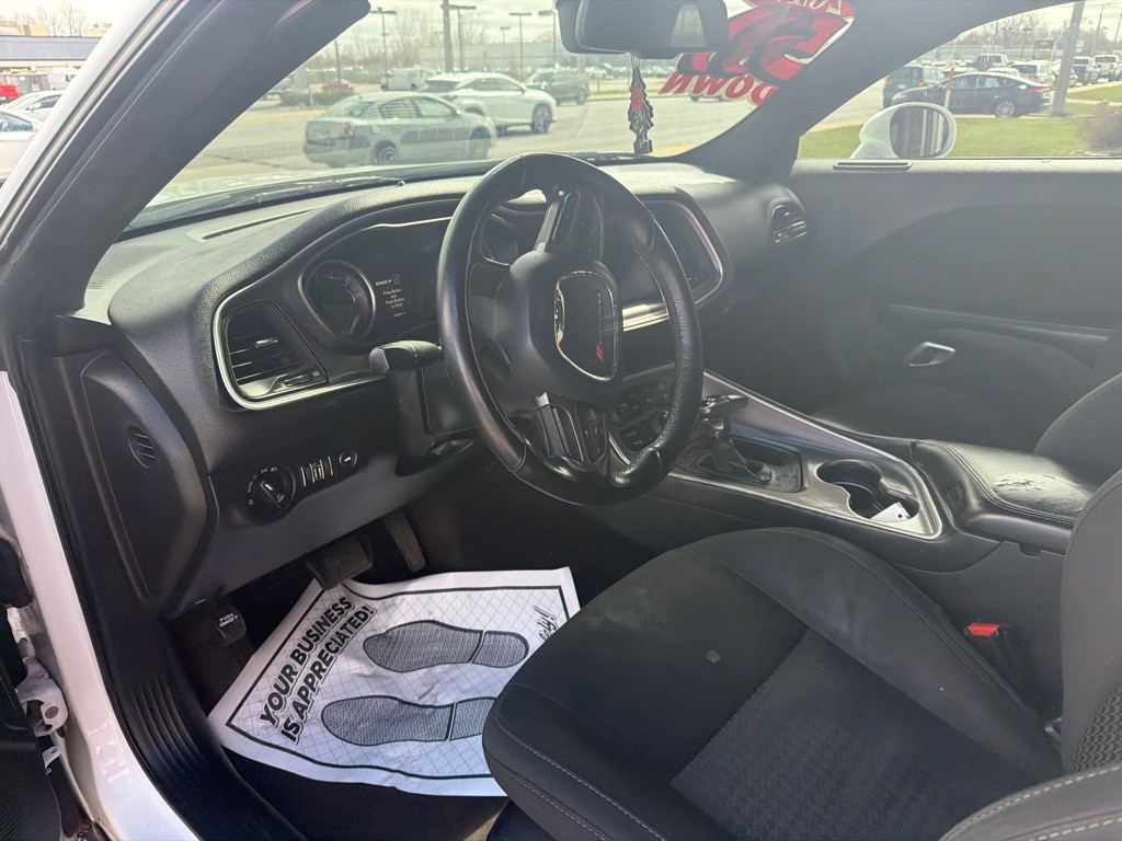 2019 Dodge Challenger Image 8
