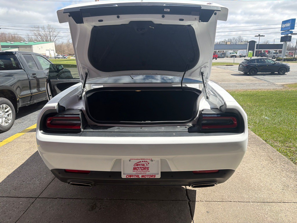 2019 Dodge Challenger Image 13