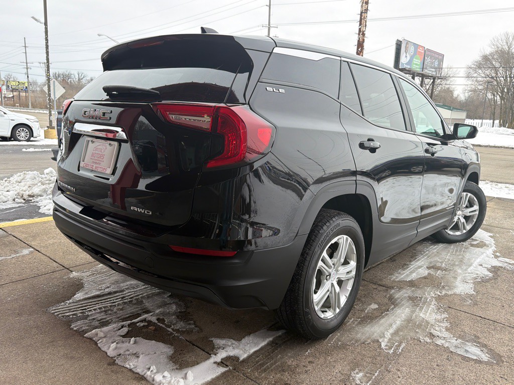 2023 GMC Terrain Image 4