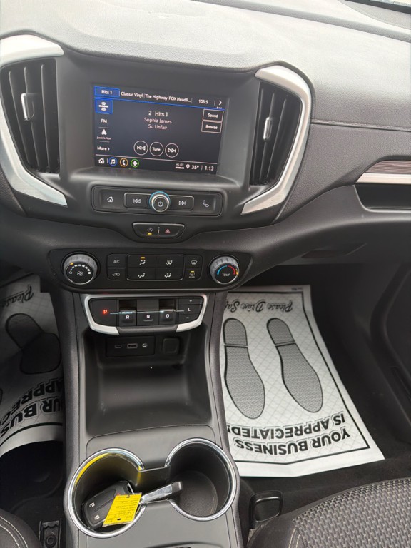 2023 GMC Terrain Image 13