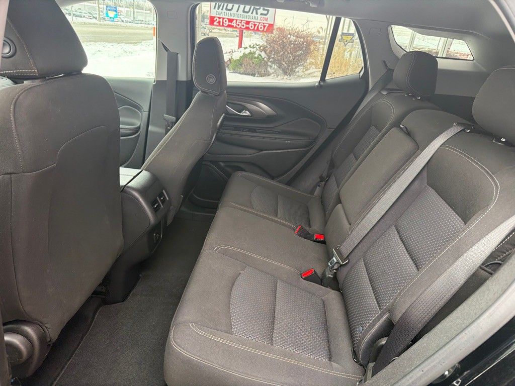 2023 GMC Terrain Image 15