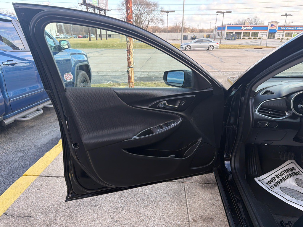 2024 Chevrolet Malibu Image 7