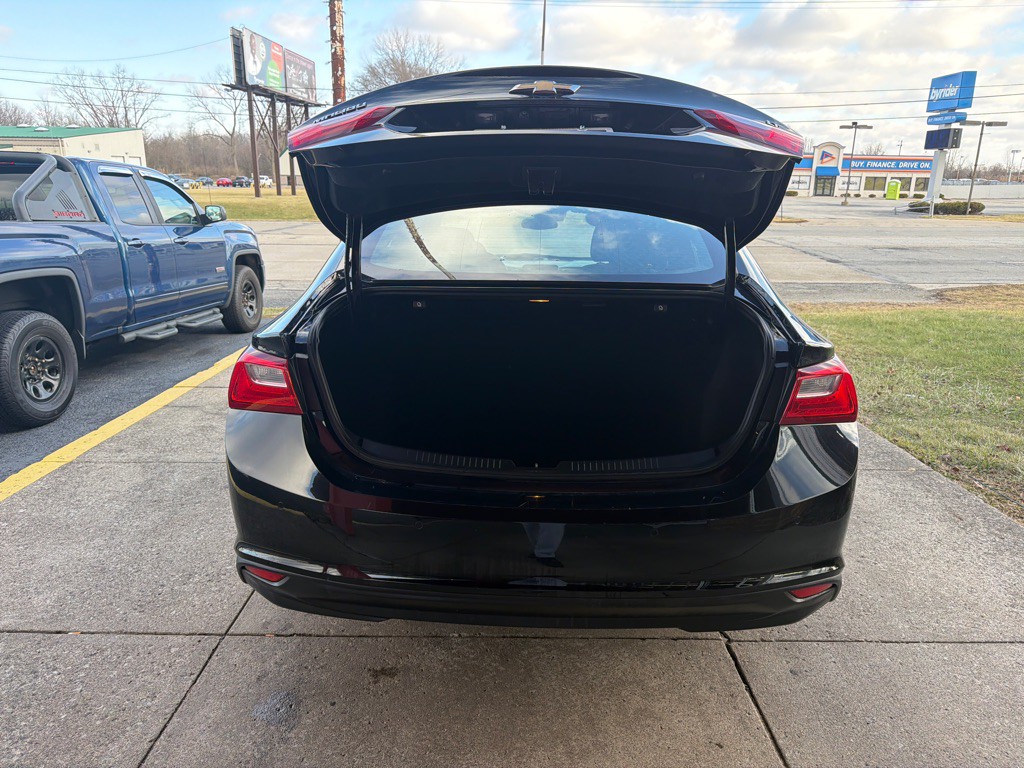 2024 Chevrolet Malibu Image 15
