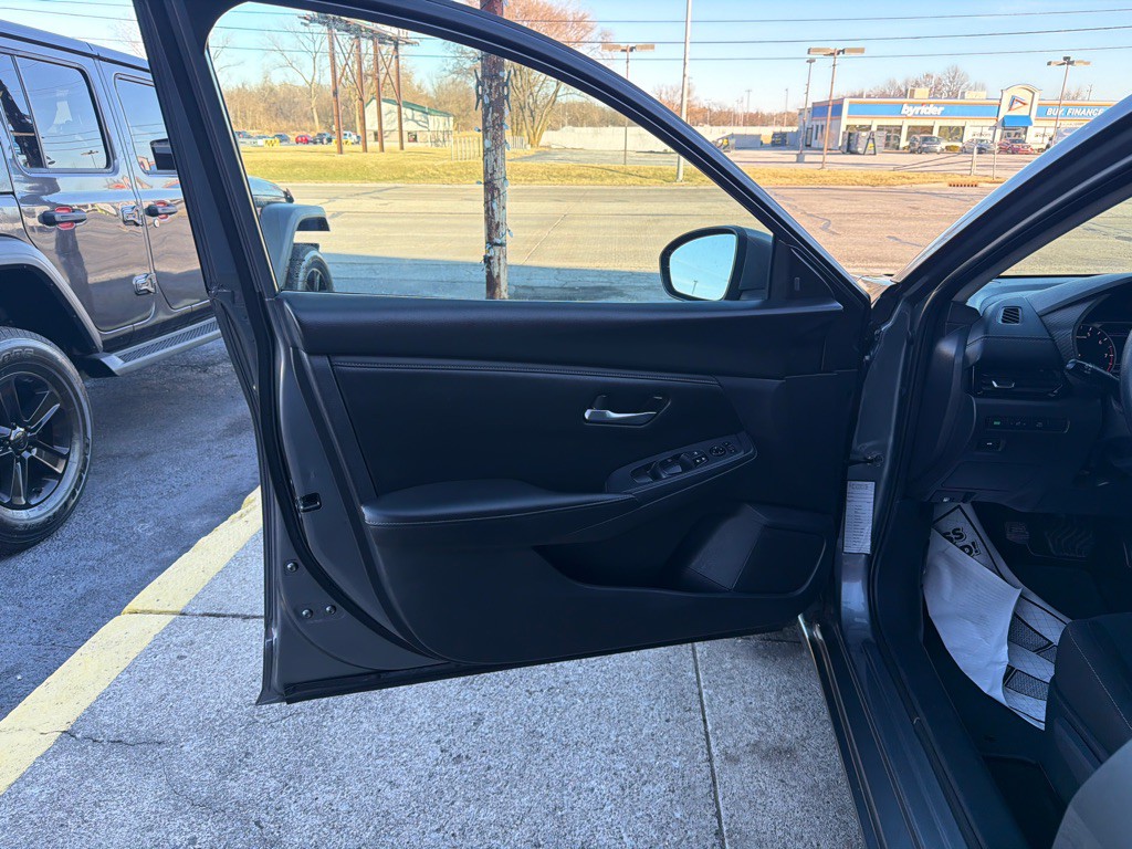 2024 Nissan Sentra Image 8