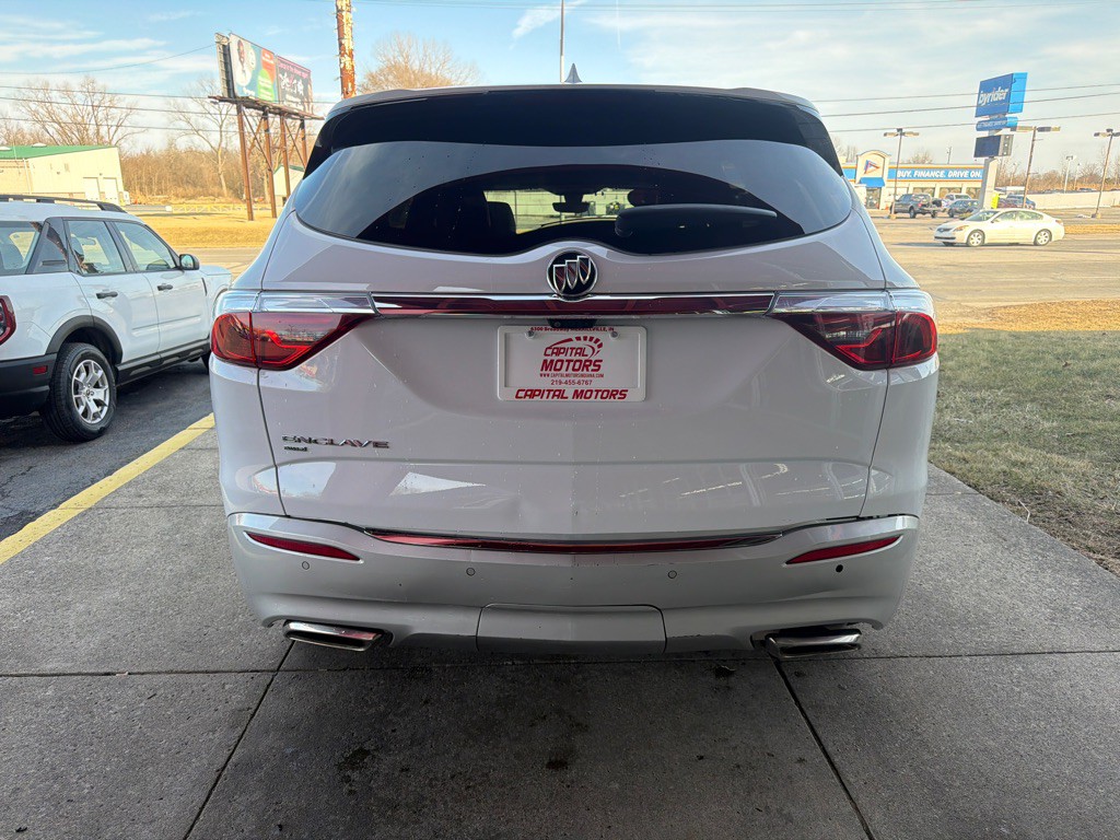 2024 Buick Enclave Image 3