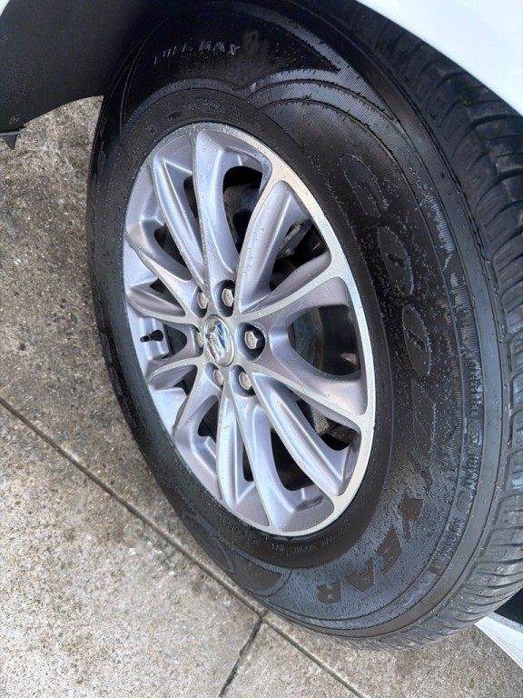 2024 Buick Enclave Image 7