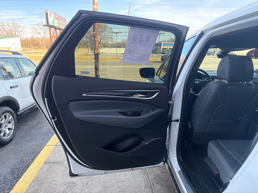 2024 Buick Enclave Image 14