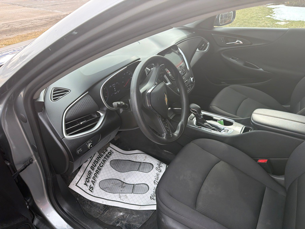 2024 Chevrolet Malibu Image 9