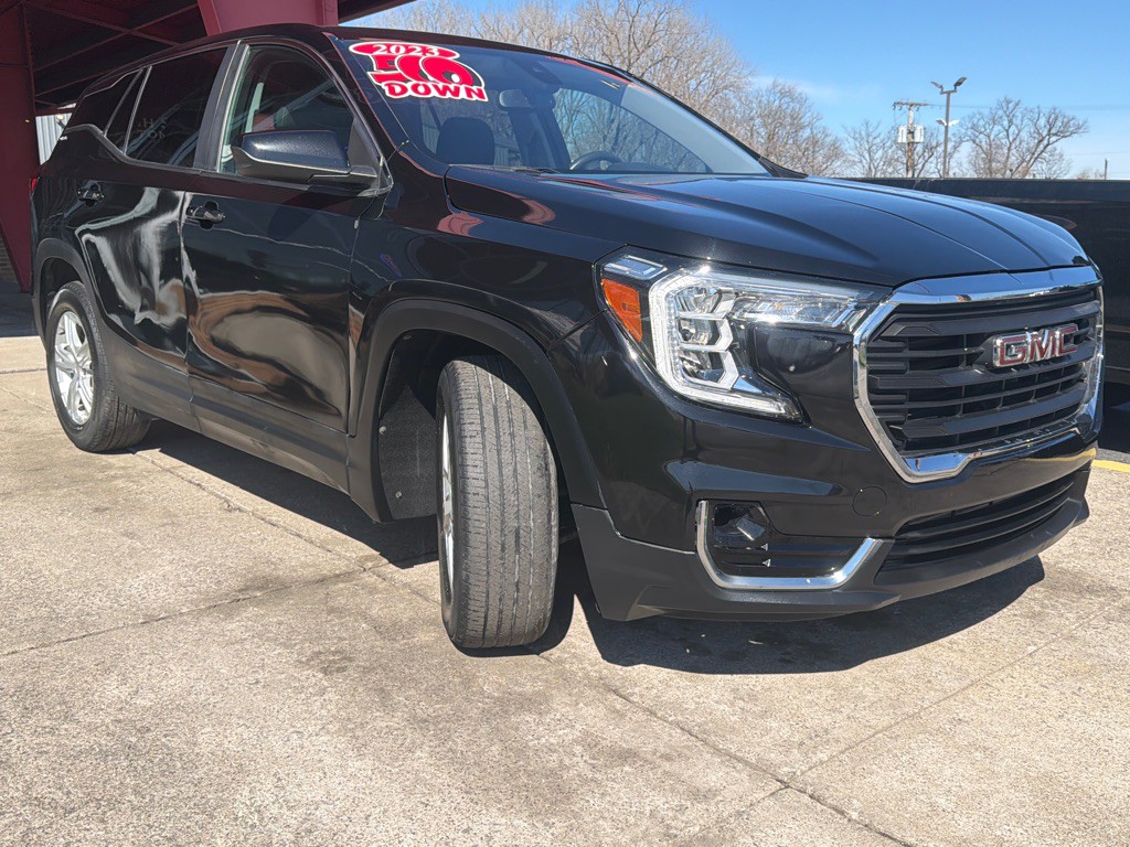 2023 GMC Terrain Image 5