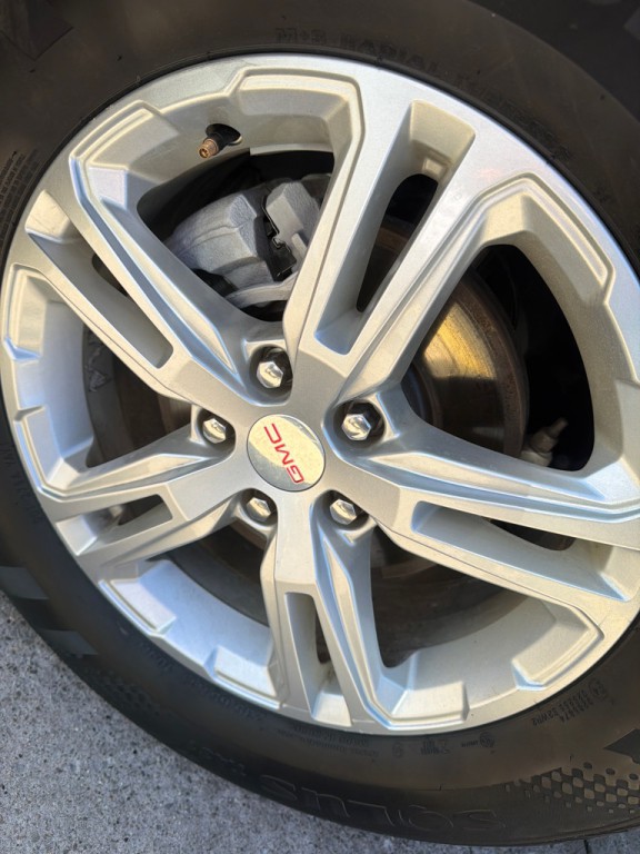 2023 GMC Terrain Image 7