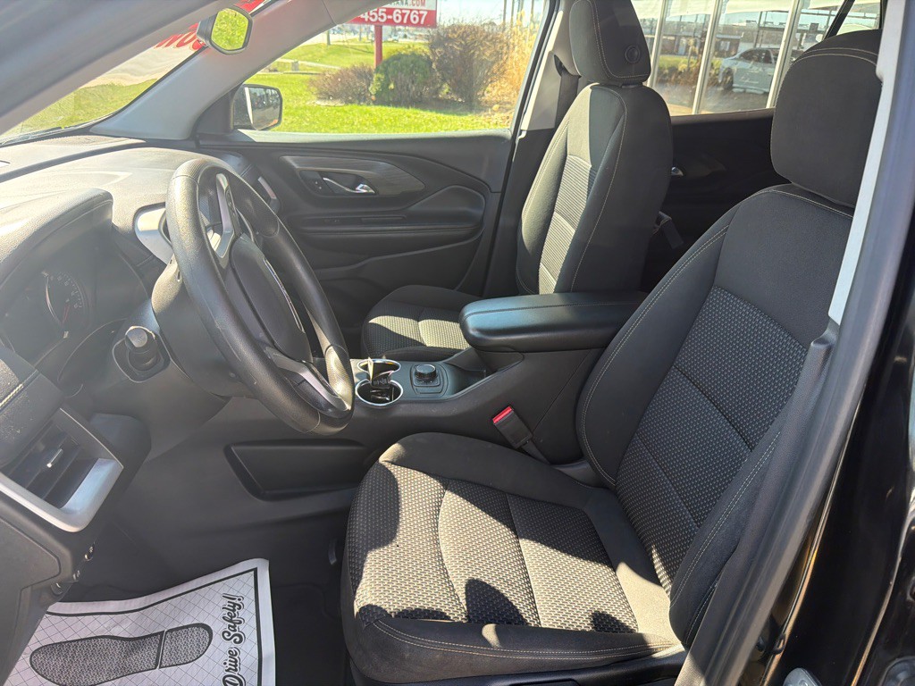 2023 GMC Terrain Image 10