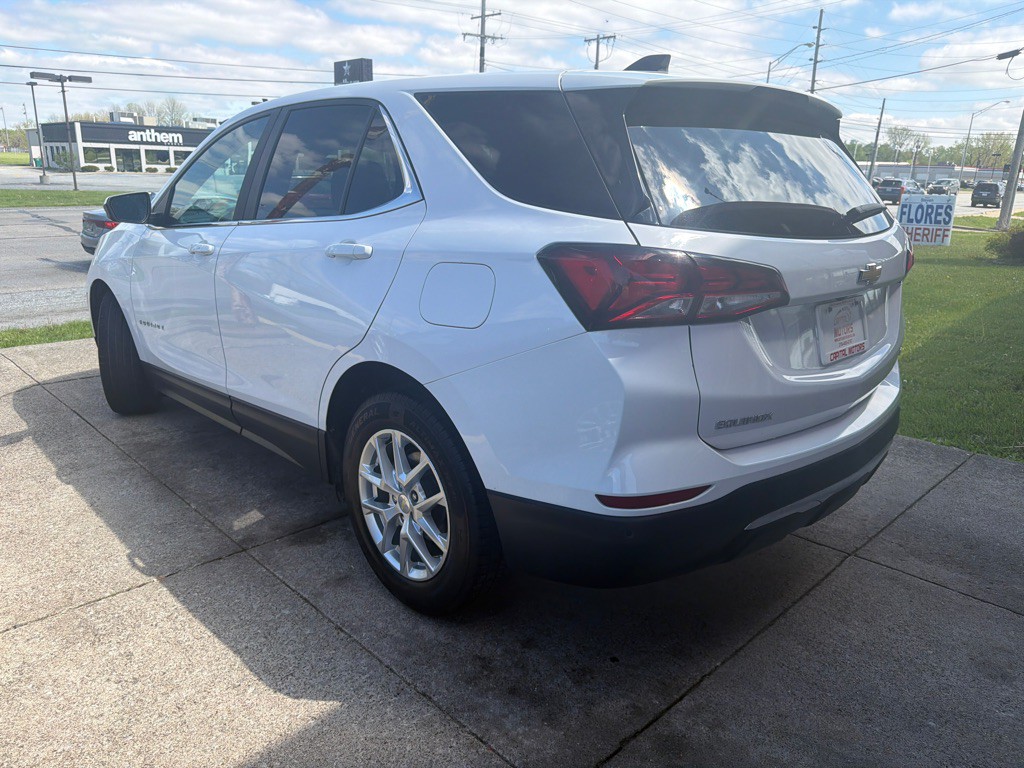 2022 Chevrolet Equinox Image 2
