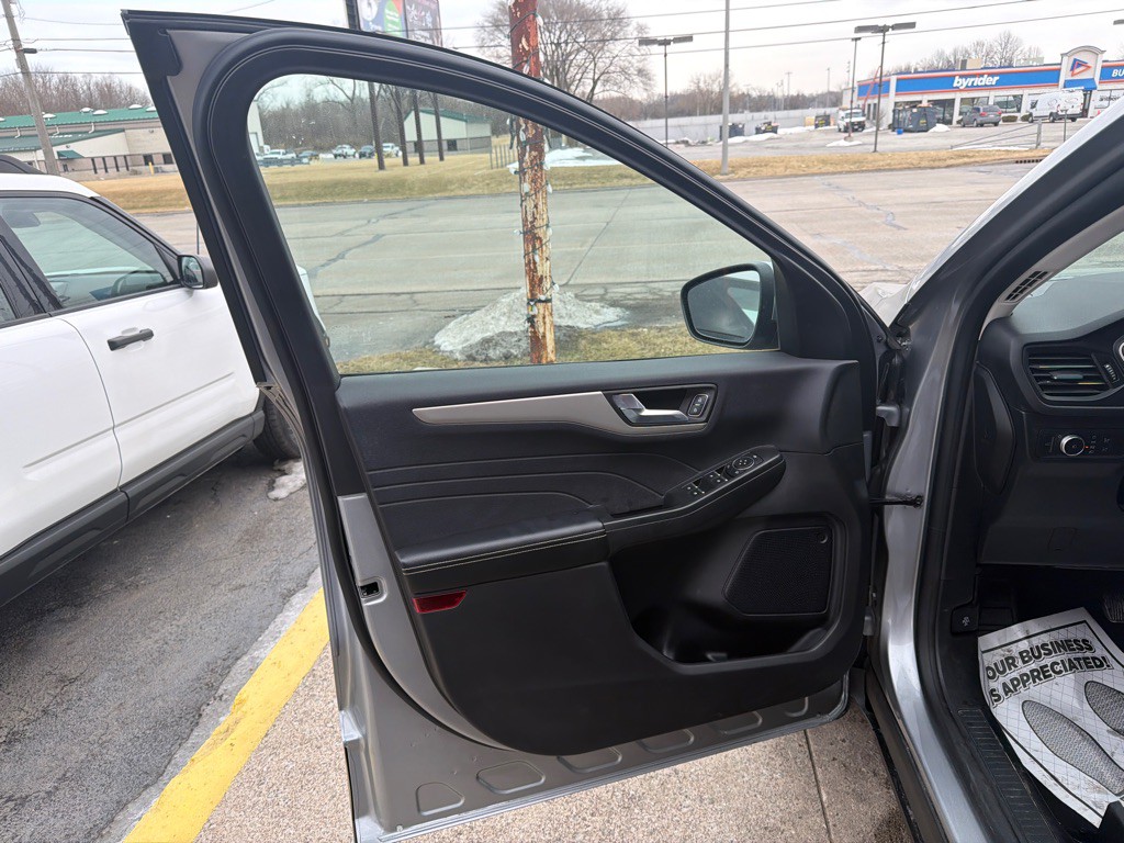 2022 Ford Escape Image 7