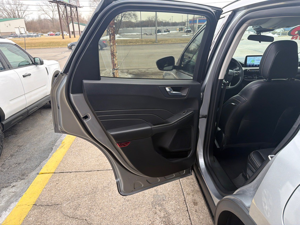 2022 Ford Escape Image 14