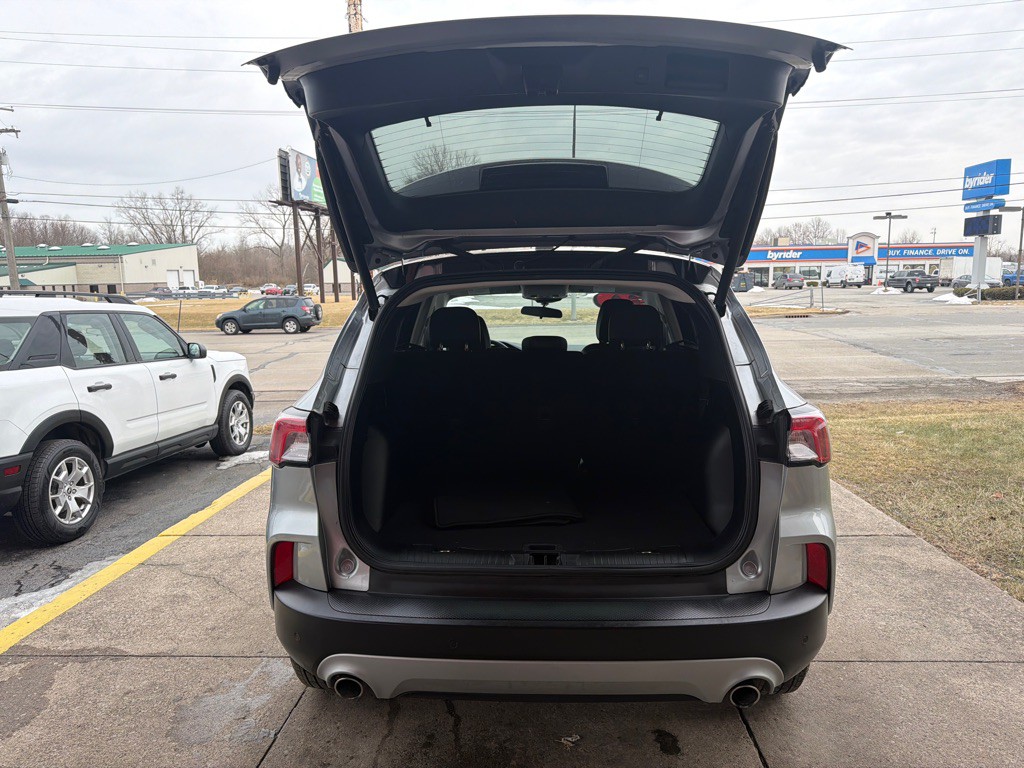 2022 Ford Escape Image 16