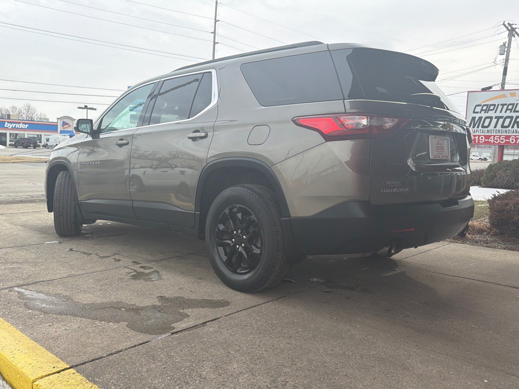 2020 Chevrolet Traverse Image 2