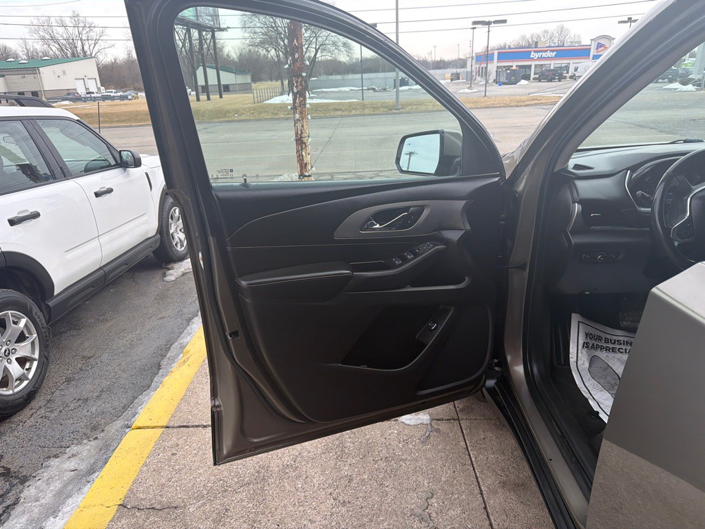 2020 Chevrolet Traverse Image 8