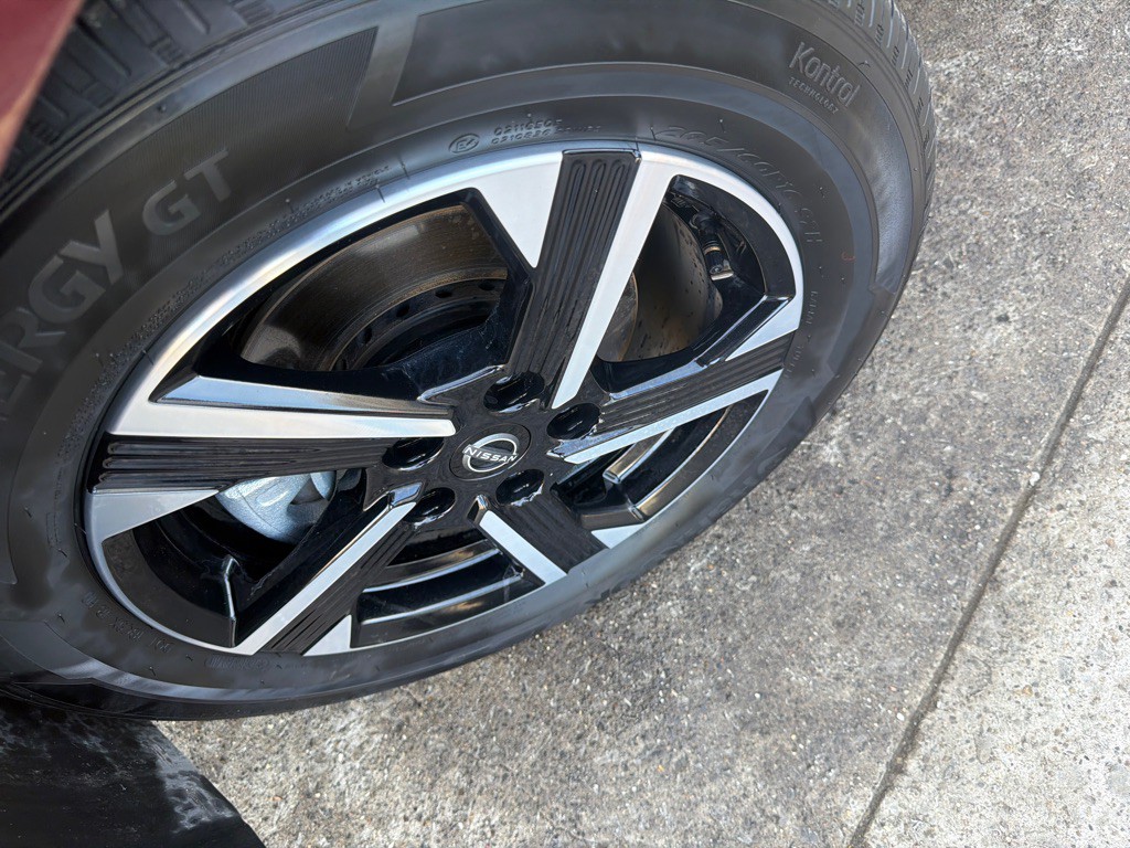 2025 Nissan Sentra Image 7