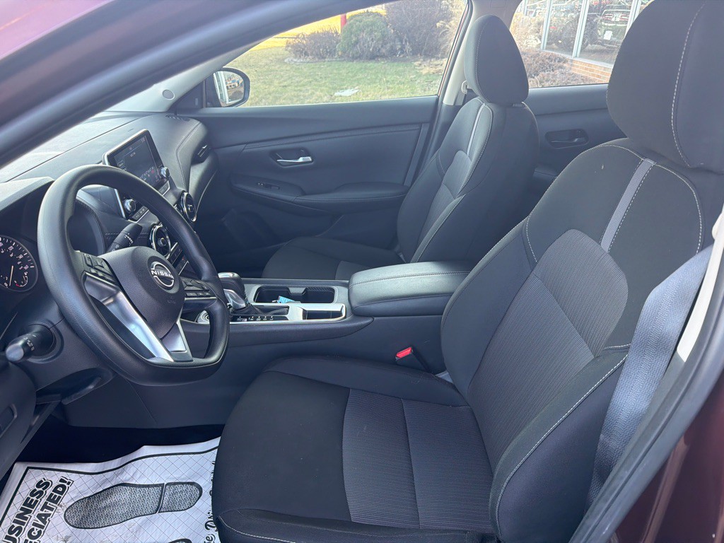 2025 Nissan Sentra Image 10