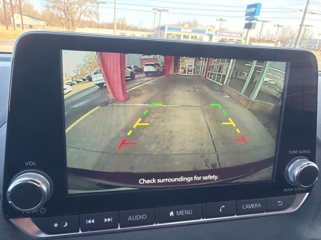 2025 Nissan Sentra Image 12