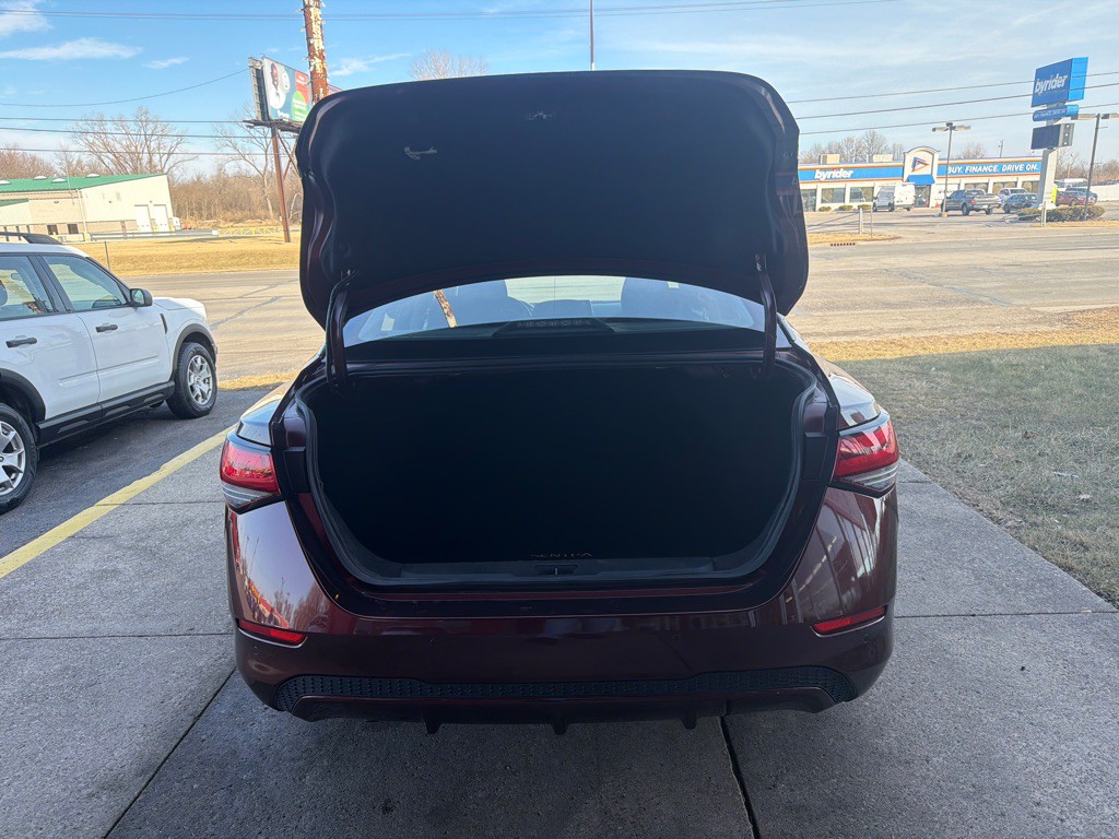 2025 Nissan Sentra Image 16