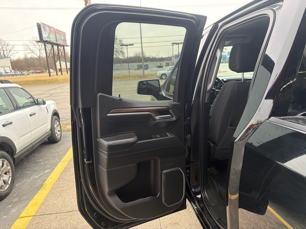 2023 Chevrolet Silverado 1500 Image 11