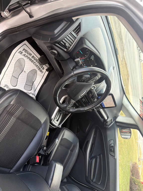 2021 Ford Econoline Image 8