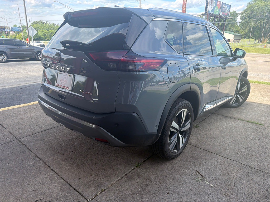2023 Nissan Rogue Image 4