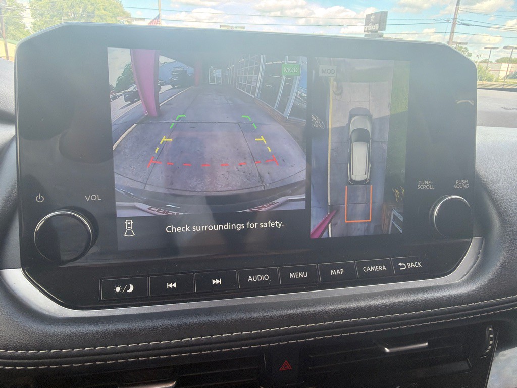 2023 Nissan Rogue Image 8