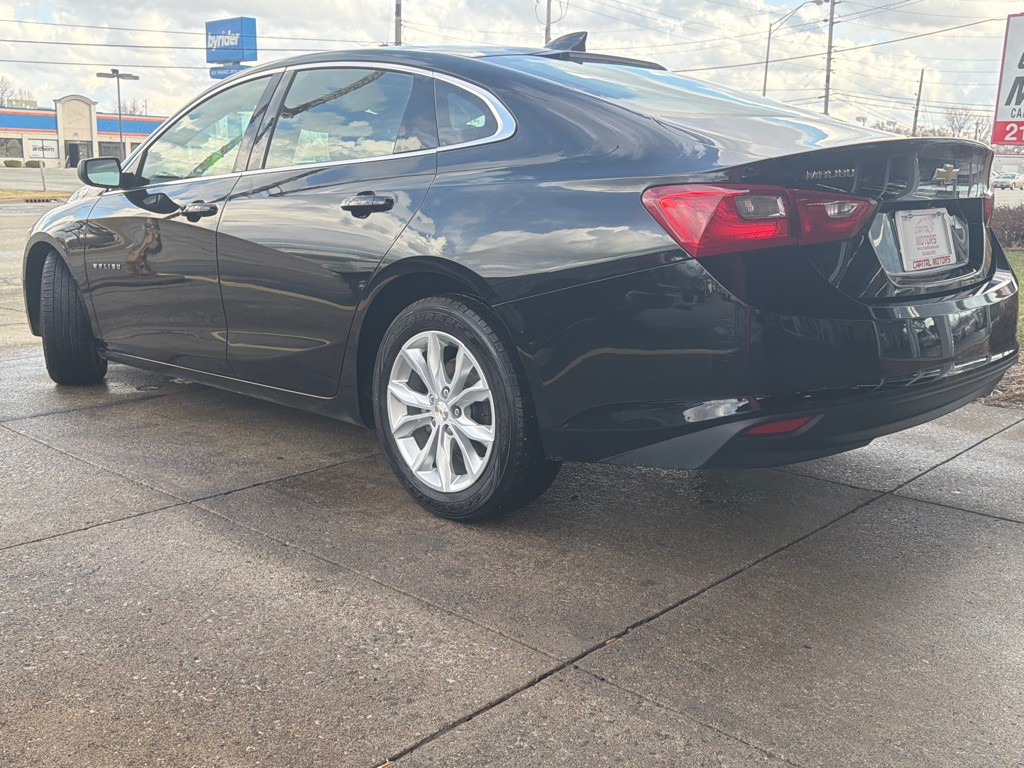 2024 Chevrolet Malibu Image 2