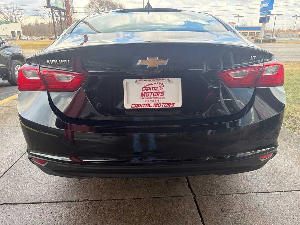 2024 Chevrolet Malibu Image 3