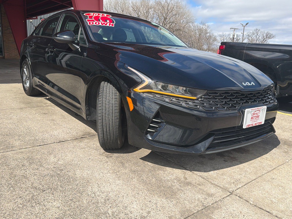 2023 Kia K5 Image 5